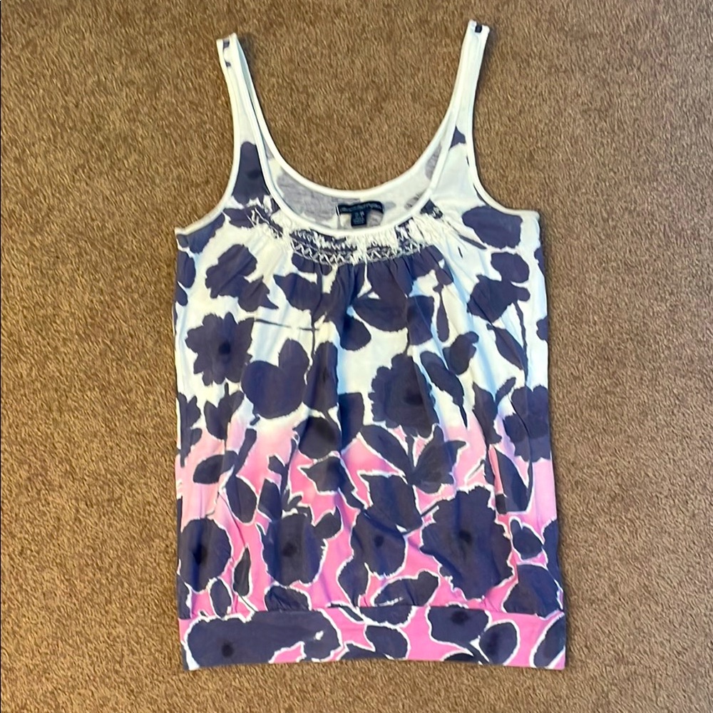 AEO floral top!